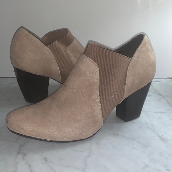 Vaneli heel tan 100% leather ankle boots sz 9 - Picture 2 of 7